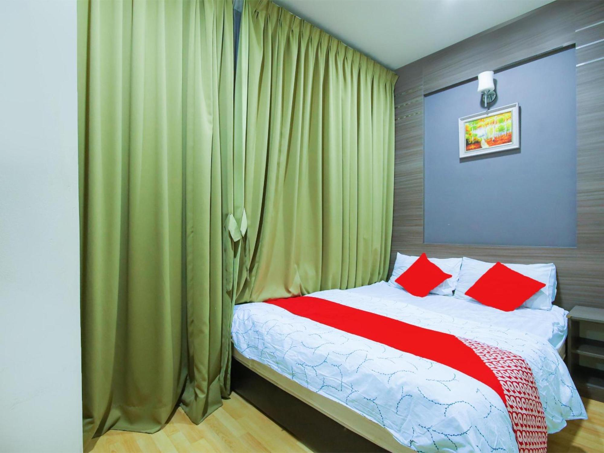 Capital O 812 Hotel Smc Seksyen 13 シャー・アラム エクステリア 写真