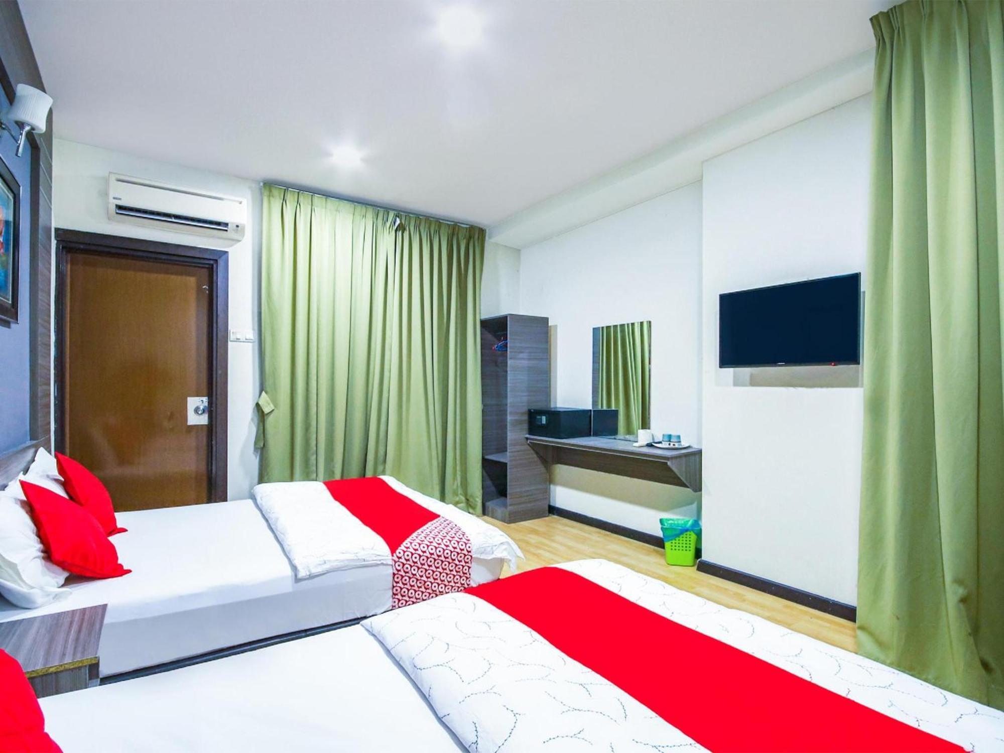 Capital O 812 Hotel Smc Seksyen 13 シャー・アラム エクステリア 写真