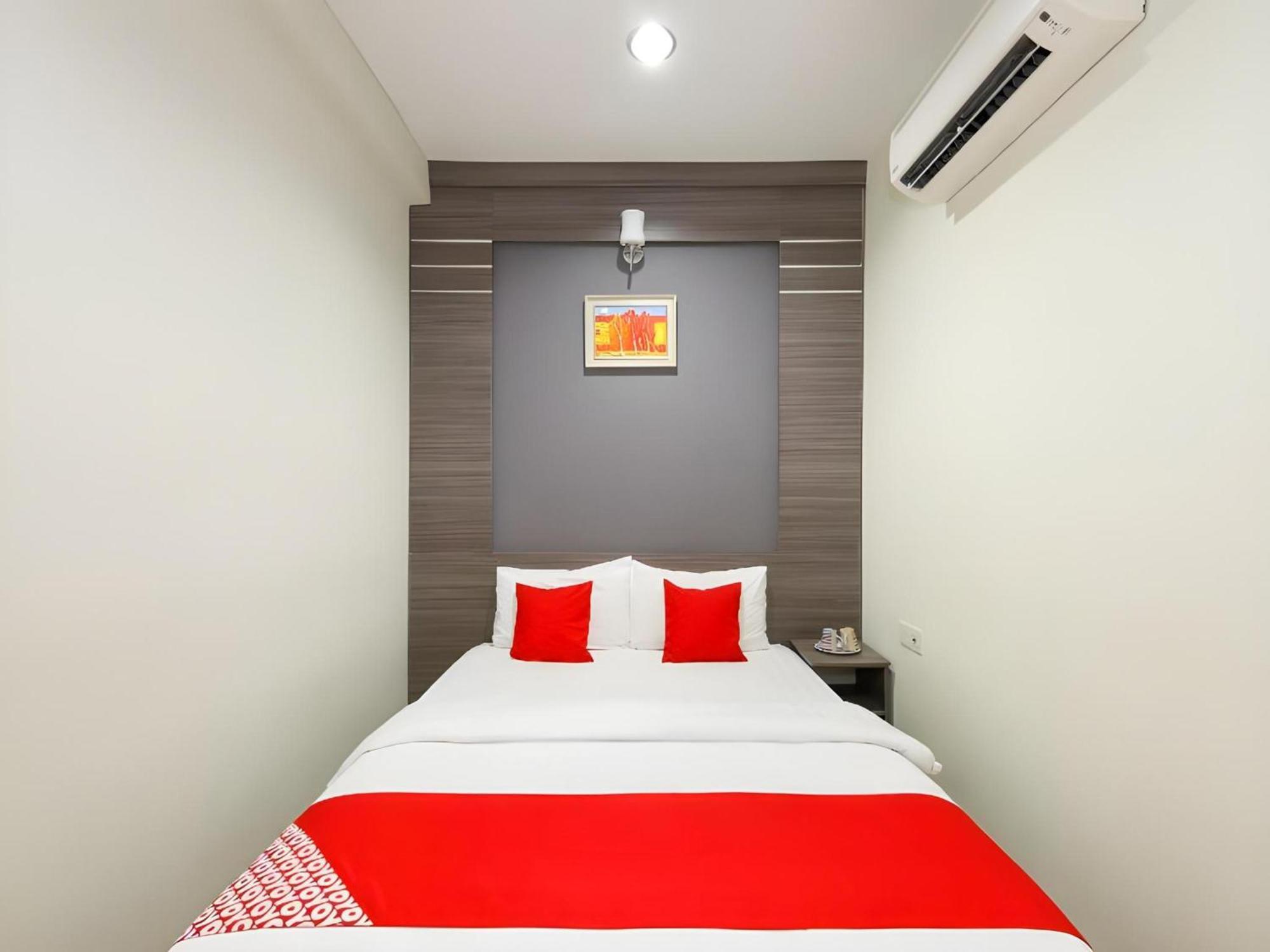 Capital O 812 Hotel Smc Seksyen 13 シャー・アラム エクステリア 写真