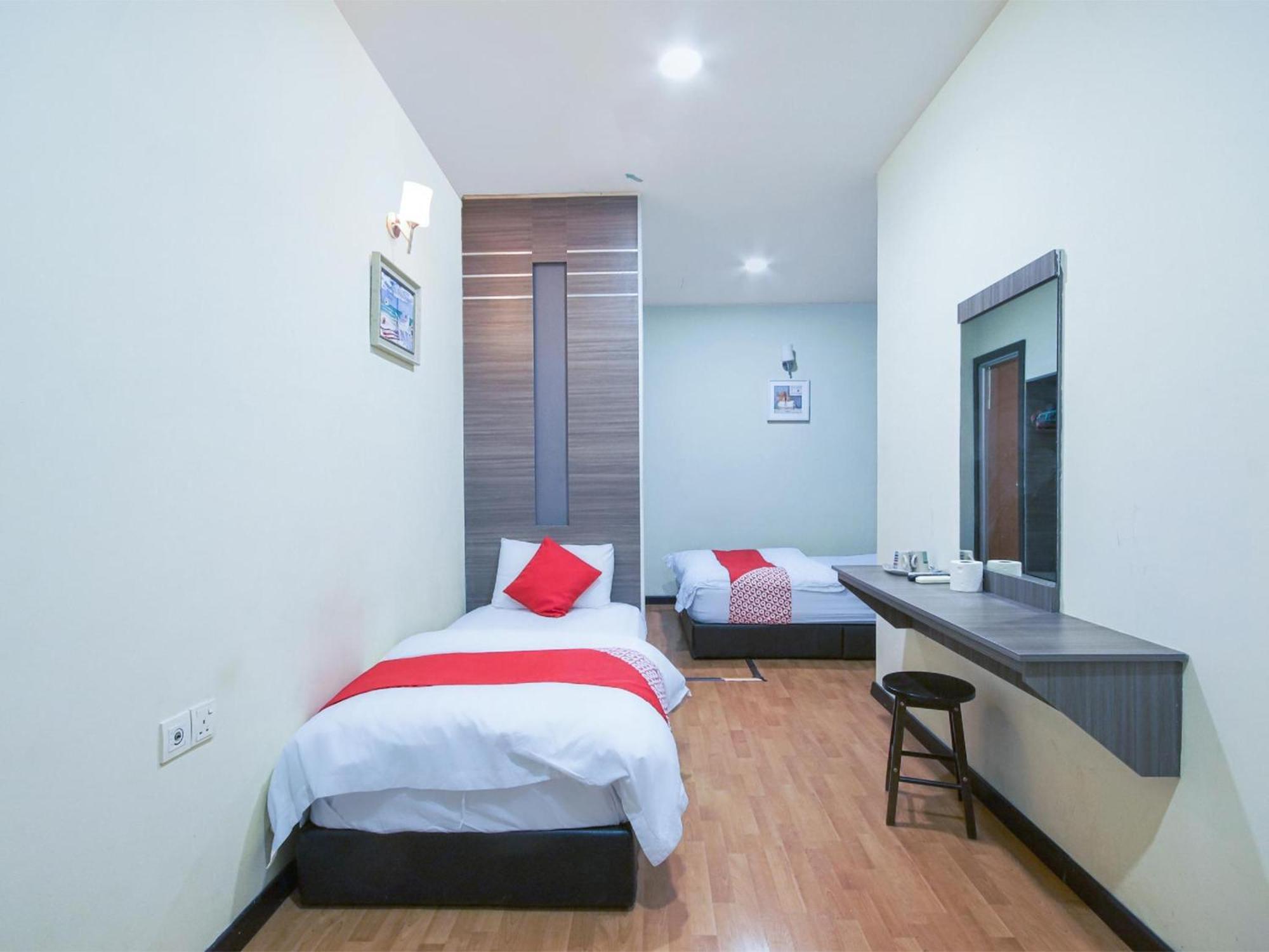 Capital O 812 Hotel Smc Seksyen 13 シャー・アラム エクステリア 写真